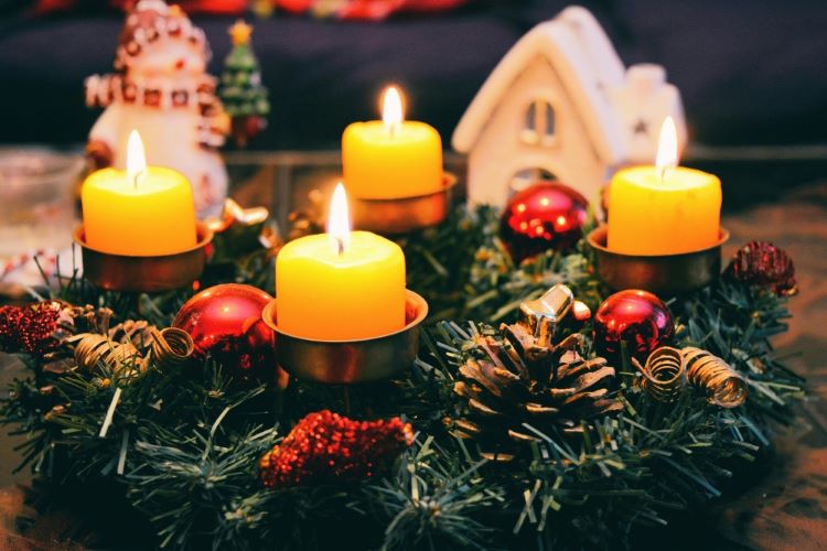 Image of Christmas Candle Holder