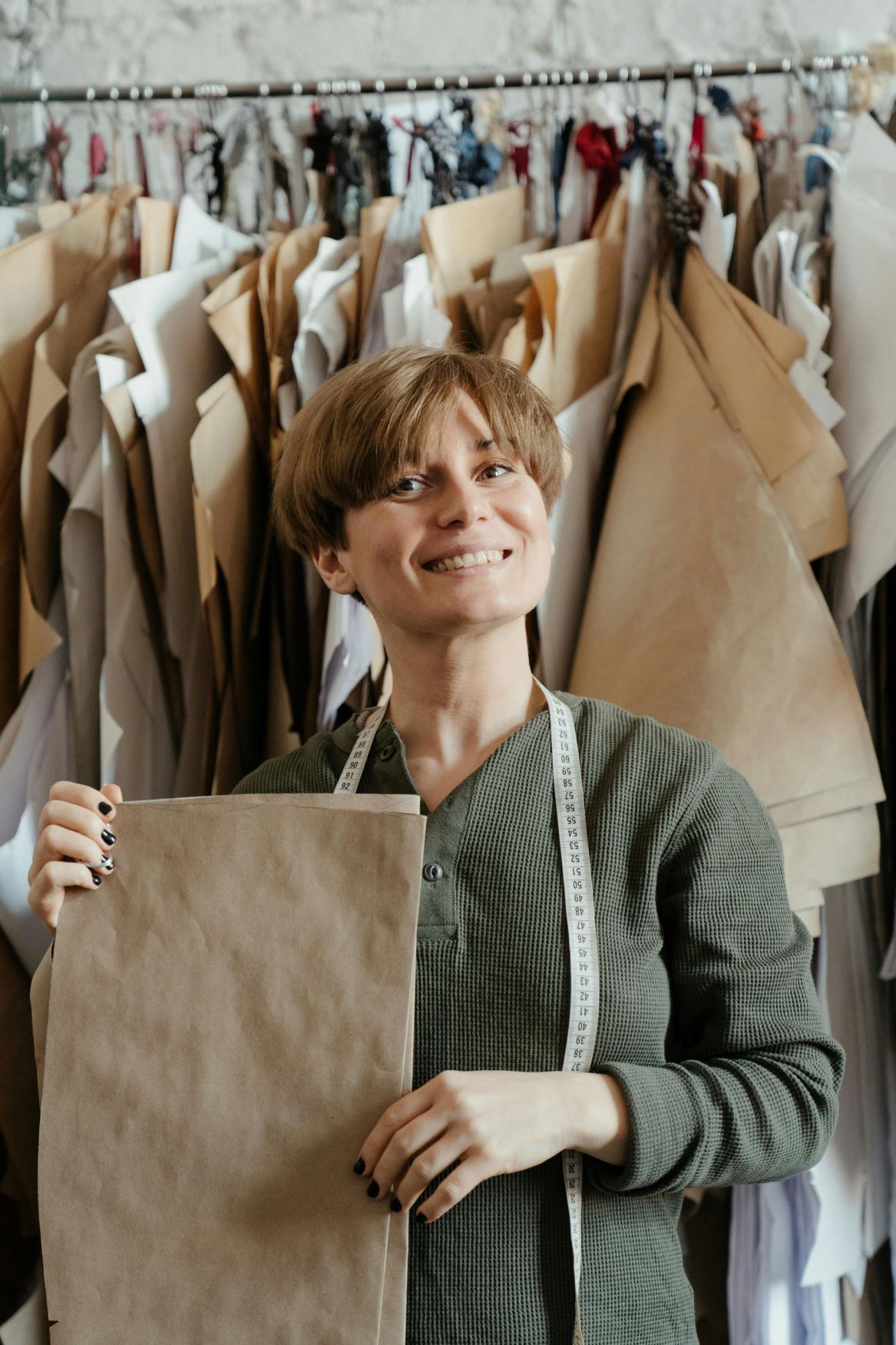 Image of seller Ava Davis